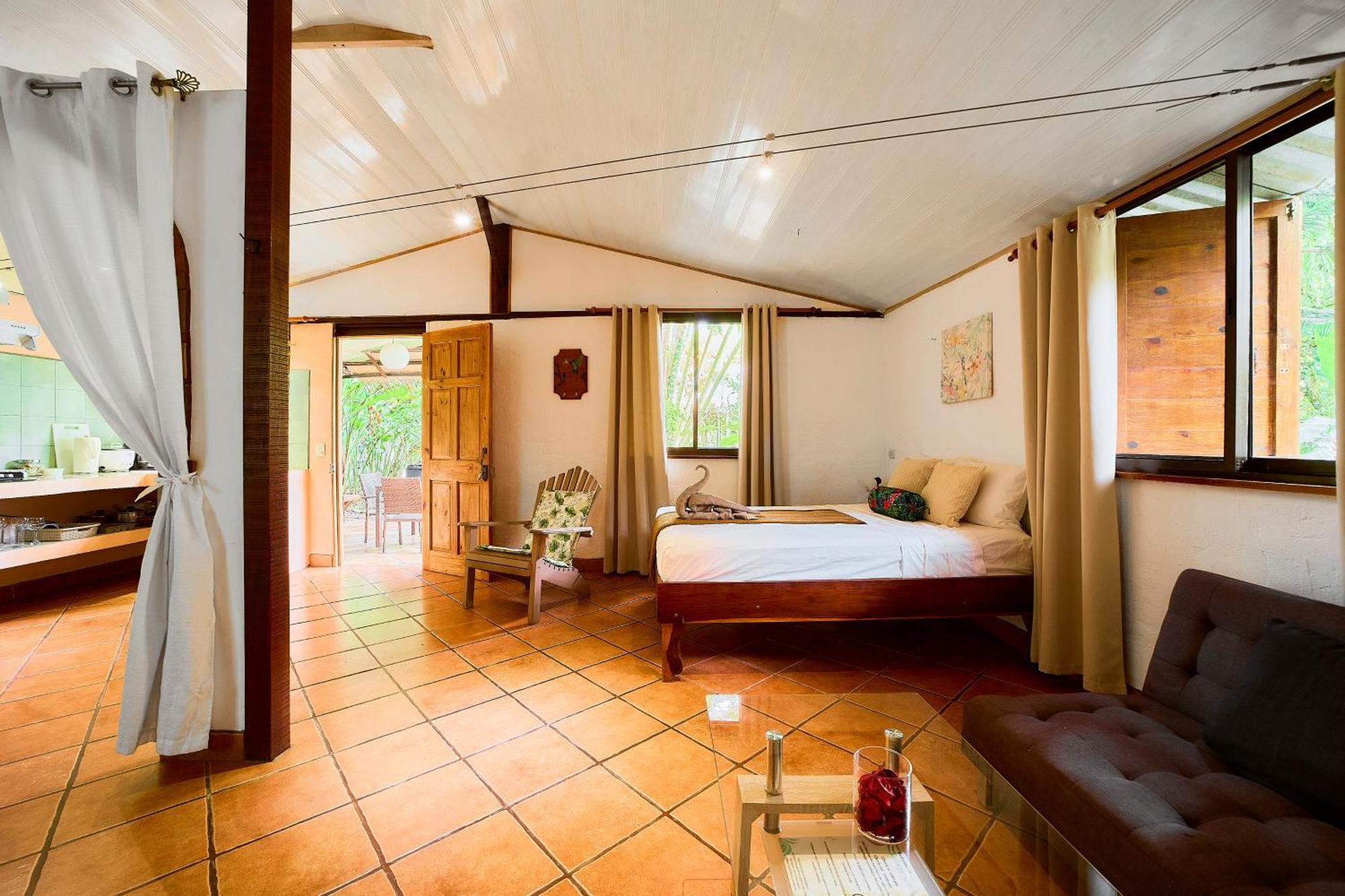 Cabinas Montesol Puerto Viejo de Talamanca Экстерьер фото