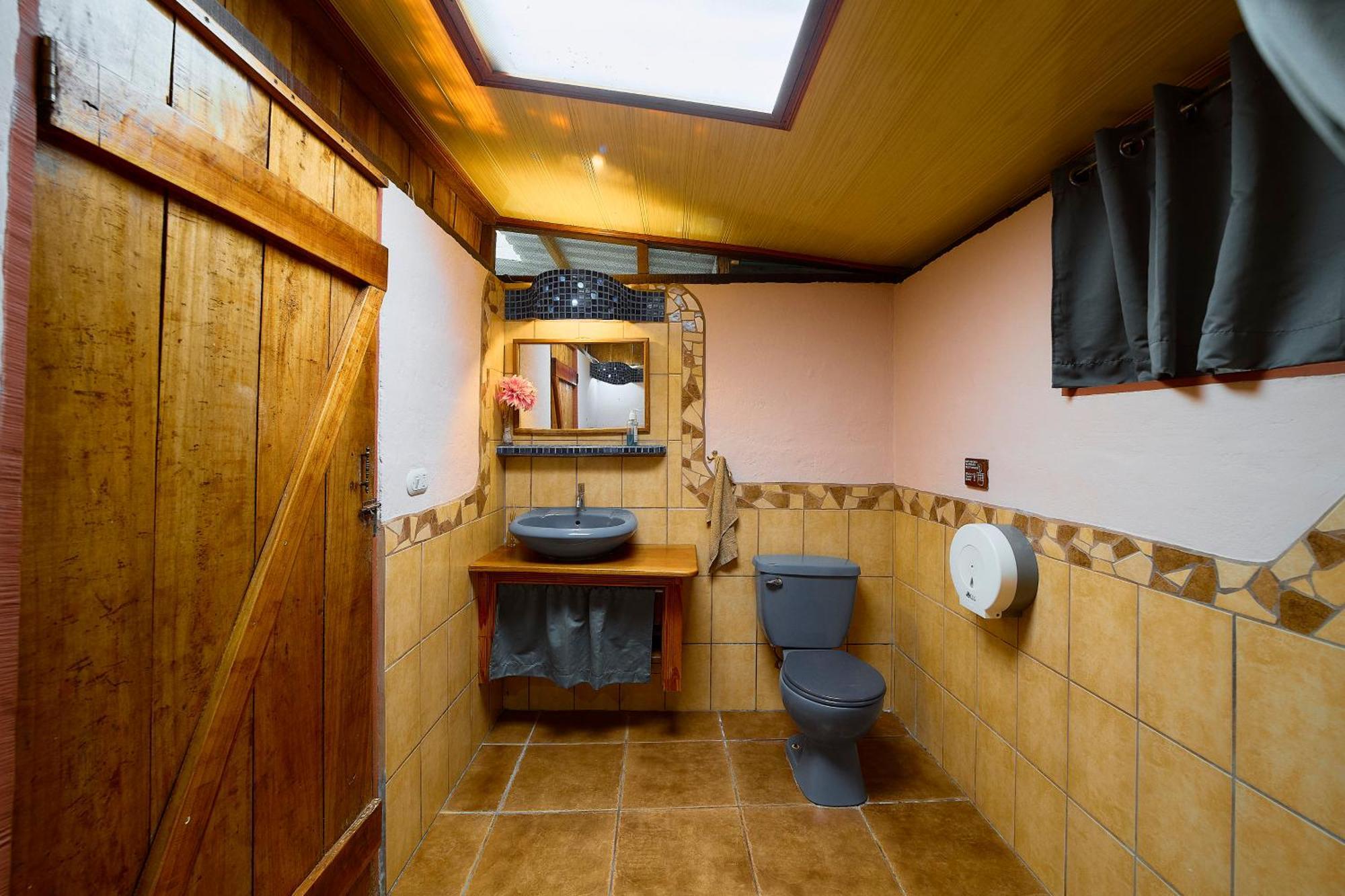Cabinas Montesol Puerto Viejo de Talamanca Экстерьер фото