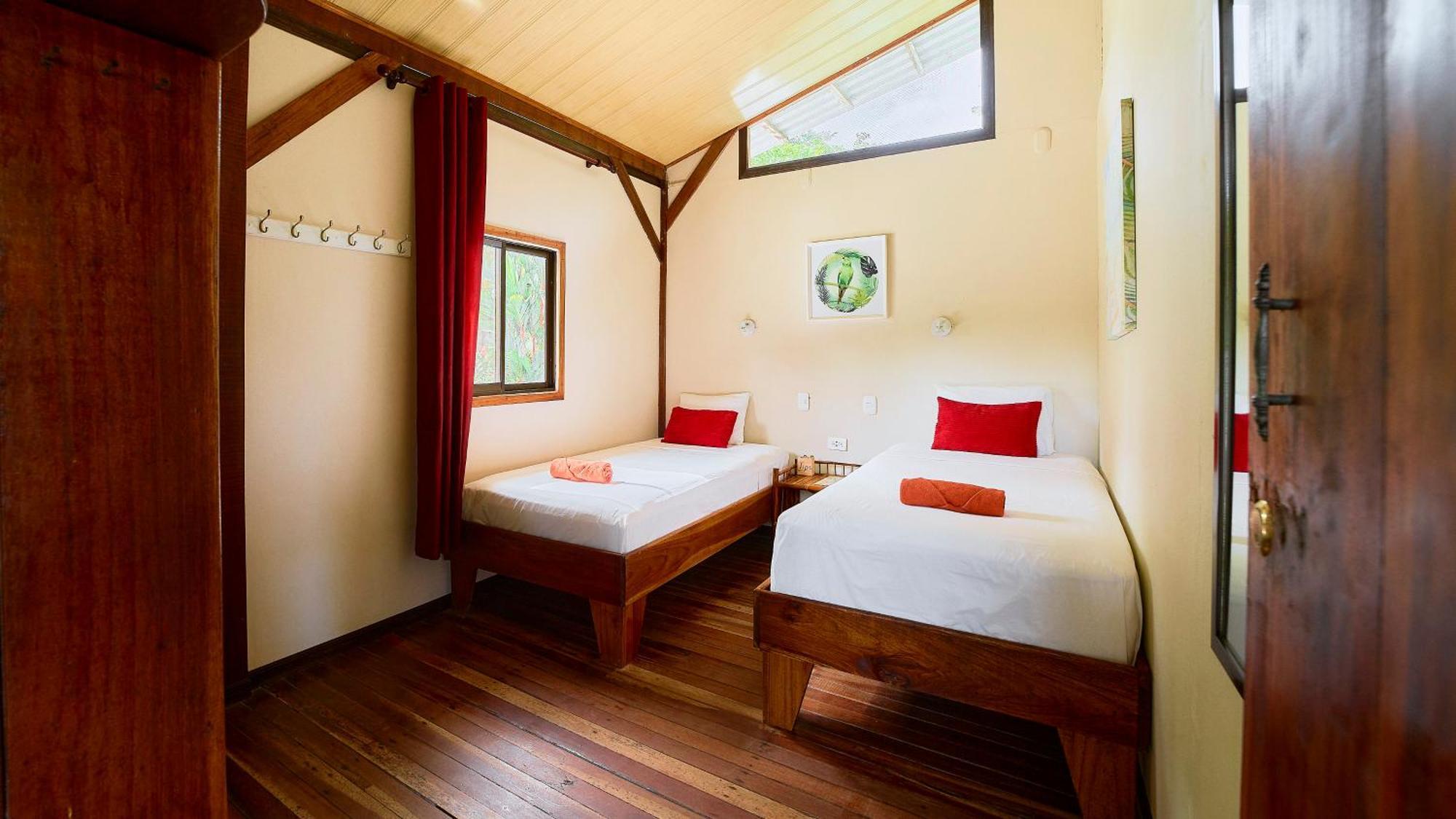 Cabinas Montesol Puerto Viejo de Talamanca Экстерьер фото
