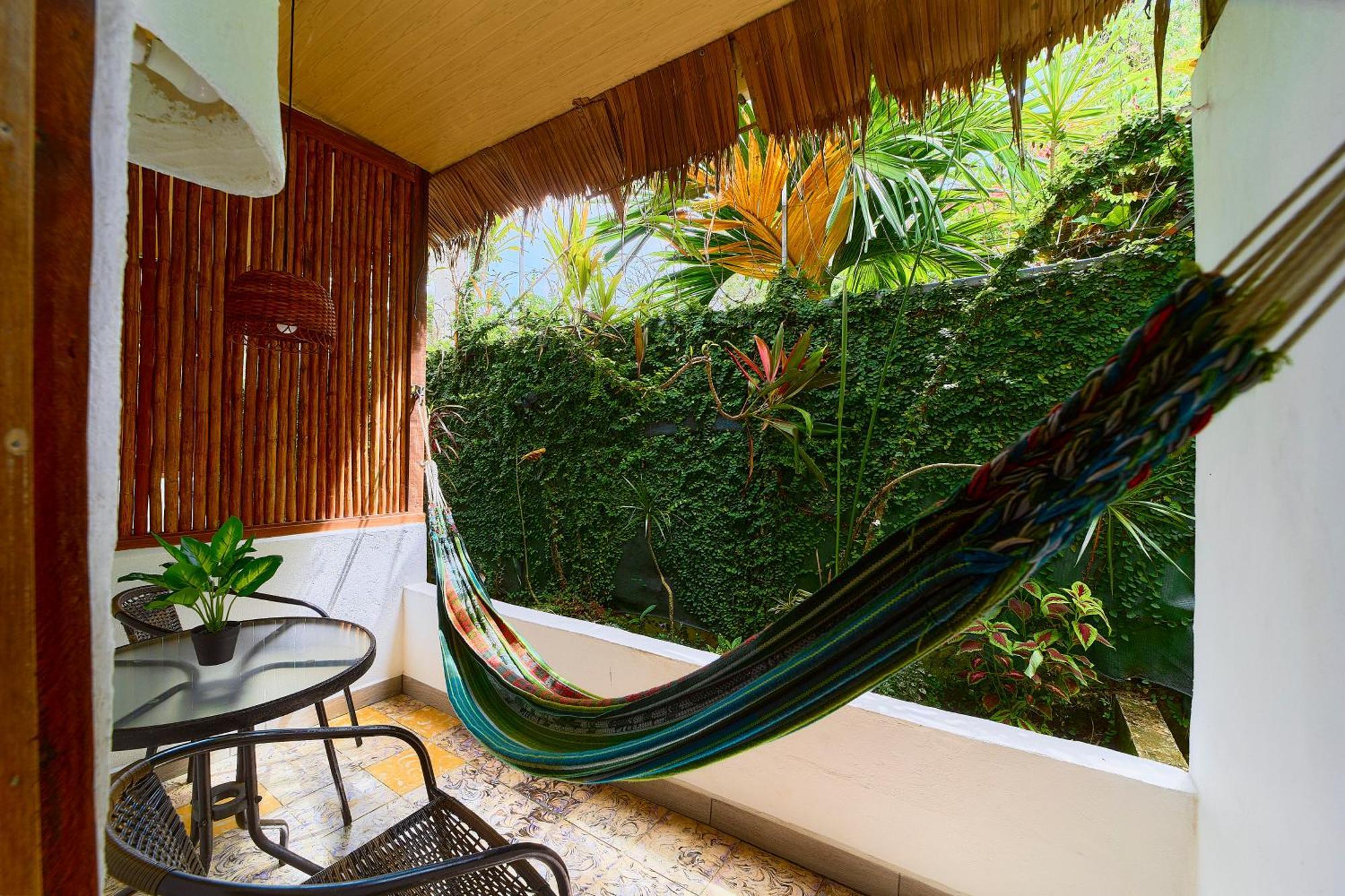 Cabinas Montesol Puerto Viejo de Talamanca Экстерьер фото