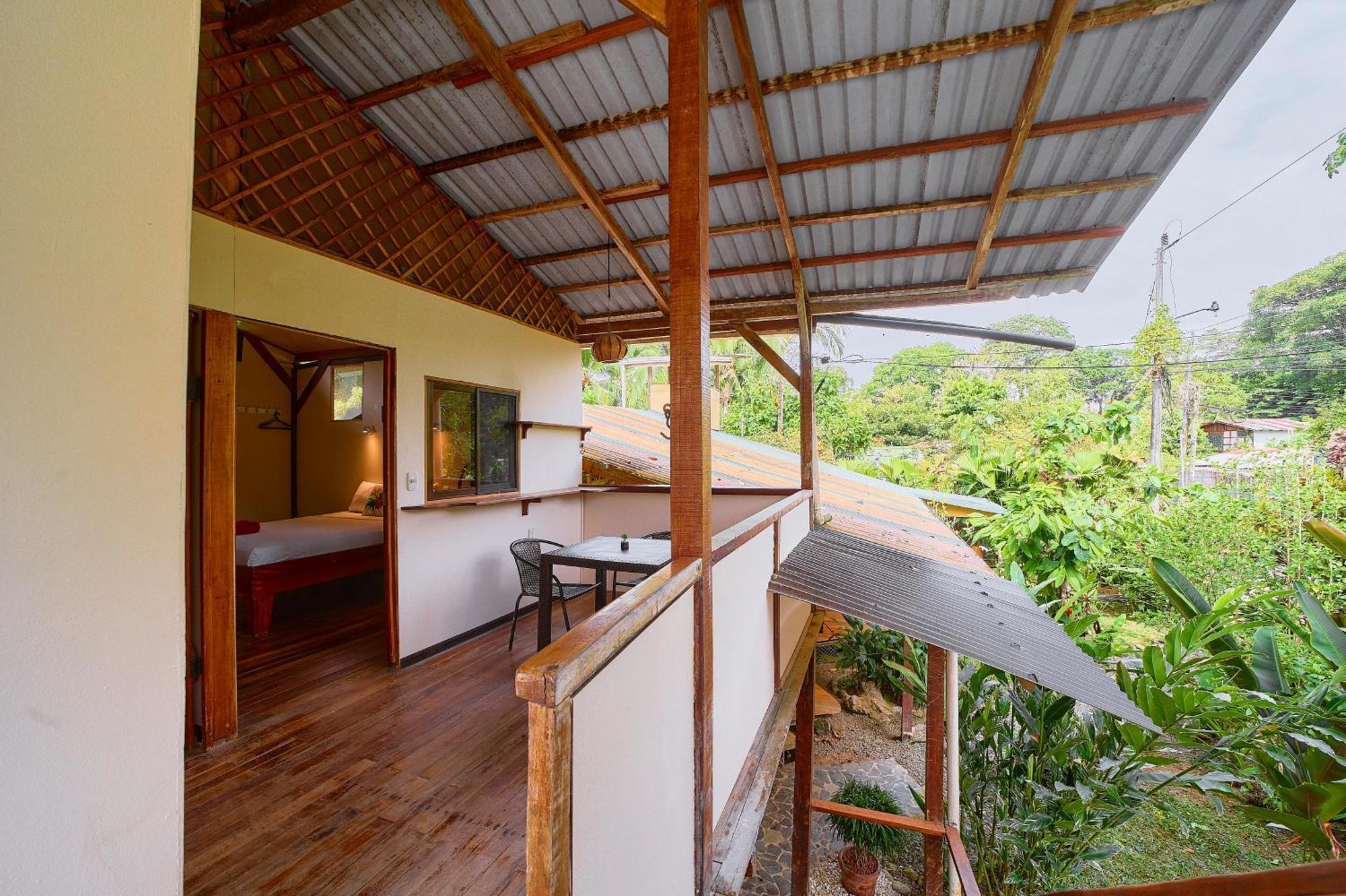 Cabinas Montesol Puerto Viejo de Talamanca Экстерьер фото
